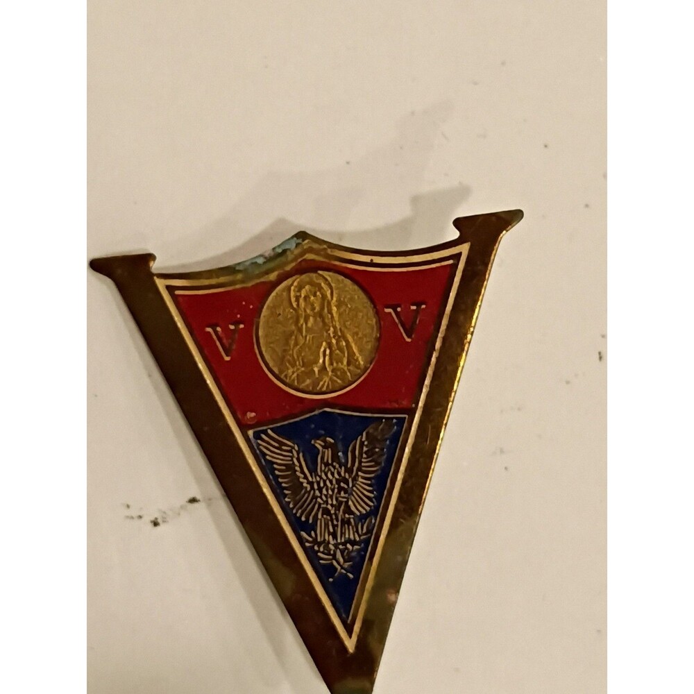 Vintage Fraternal Order of Eagle Lapel Pin